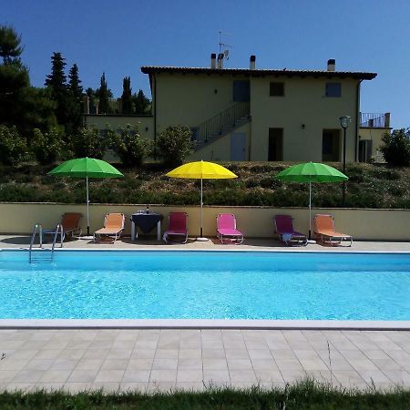 Agriturismo Terra dei Falchi Castilenti Esterno foto